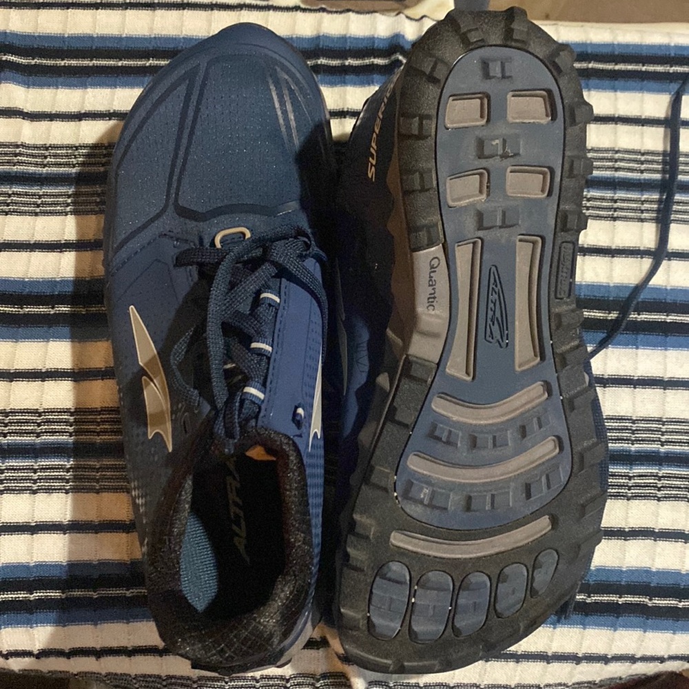 Altra Superior 4 Mens Trail Running Shoe